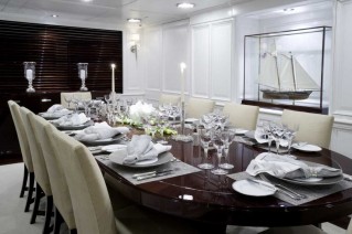 Yacht CHARISMA -  Formal Dining